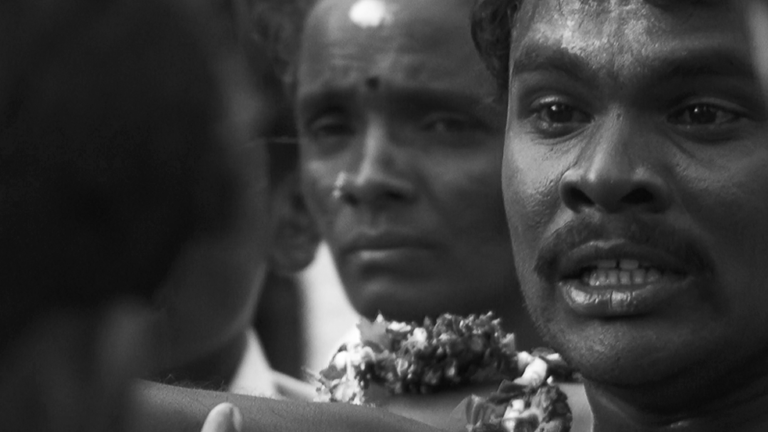 Documentary: from the “right” distance to social distancing