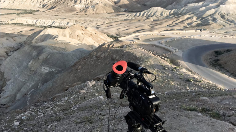 Documentary cinematographers: realities behind the camera (fr/eng)