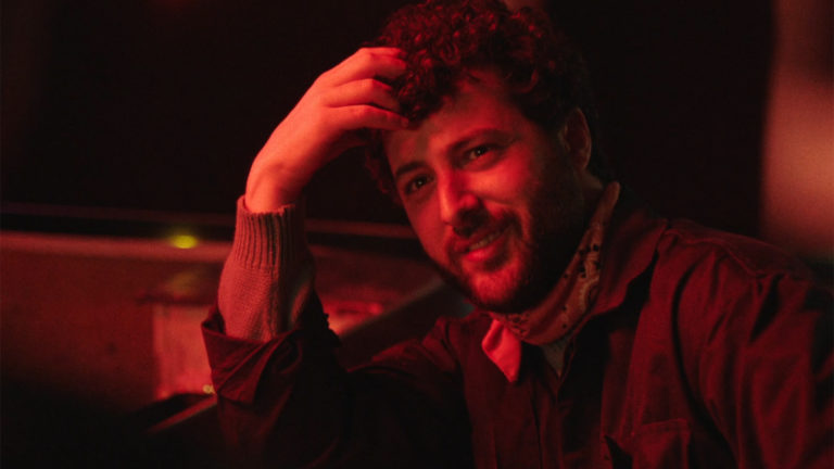 Between Fassbinder and Sirk: the Queer and Referenced Cinematography of ‘Nino lunaire’