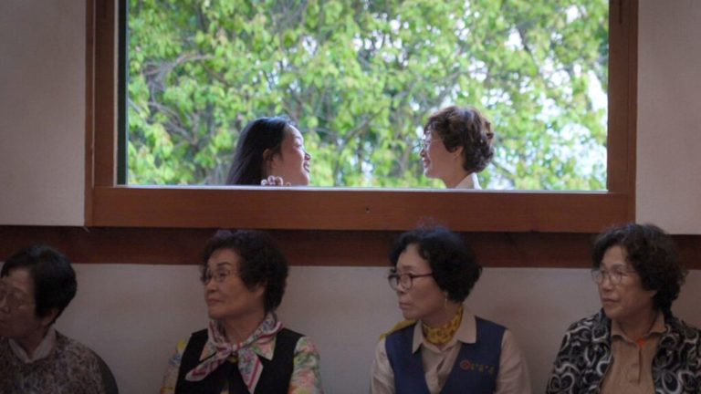 Camerimage 2025 : Short documentary films – filming life without understanding its language